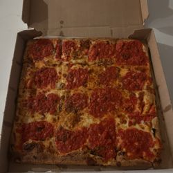 Grandmas Pizza