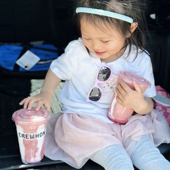 Erewhon - Hailey Bieber Smoothie - Grocery Near Me - Calabasas, California