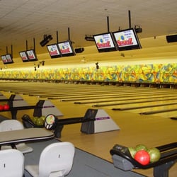 64 Lanes, Arcade and HammerJacks Grille