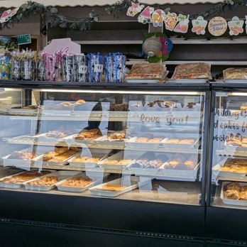 Mazzetti's Bakery - Bakeries Near Me - Pacifica, California Mazzetti's Bakery - Bakeries Near Me - Pacifica, California