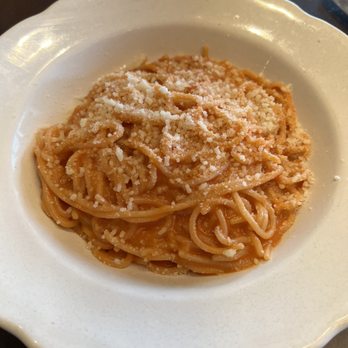 Mad Bene - Tomato sauce pasta - Italian Near Me - Kapolei, Hawaii Mad Bene - Tomato sauce pasta - Italian Near Me - Kapolei, Hawaii