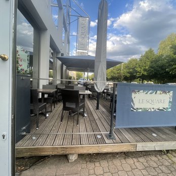 Le Square - Outside deck - Restaurants Near Me - Vandoeuvre les Nancy, 54