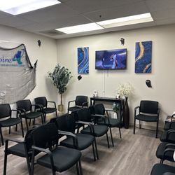 Empire Foot and Ankle Center - Clean Lobby