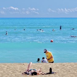 Ewa Beach Park - Nice surf
