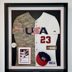 The Frame Center - Sports Memorabilia Shadowbox