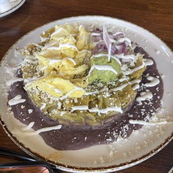 Madres Brunch - Chilaquiles verdes - Breakfast & Brunch Near Me - Bellflower, California