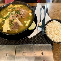 Selva Negra Restaurant - Sopa de res con un extra de arroz blanco