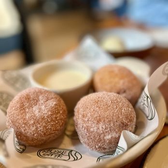 Oak & Reel - Bomboloni - Italian Near Me - Detroit, Michigan Oak & Reel - Bomboloni - Italian Near Me - Detroit, Michigan