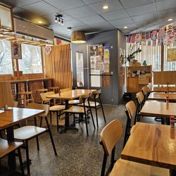 Youta Ramen - Mineola - Seating
