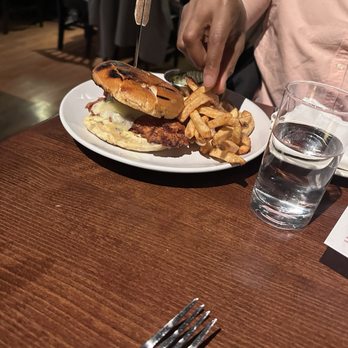 Few & Far - Fried Chicken Sandwich - Cocktail Bars Near Me - Dedham, Massachusetts