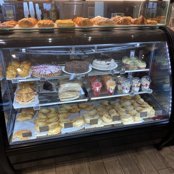 El Aleph Coffee Haus - Pastry case - Breakfast & Brunch Near Me - Hollywood, Florida El Aleph Coffee Haus - Pastry case - Breakfast & Brunch Near Me - Hollywood, Florida