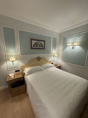 Palazzo Alabardieri by null