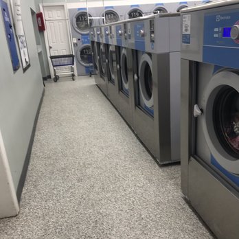 Quick Clean Laundromat - Laundromat Near Me - Beavercreek, Ohio