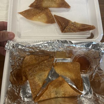 Royal Siam - Crispy Wontons... way over cooked. With hardly any filling. - Thai Near Me - Stockton, California Royal Siam - Crispy Wontons... way over cooked. With hardly any filling. - Thai Near Me - Stockton, California