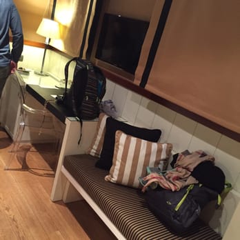 Hotel U232 - TV/desk area - Hotels Near Me - Barcelona, B