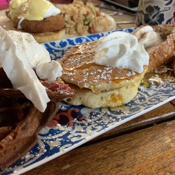 Countryside Cafe - Walk Through The Country & Crab Cake Benedict - Breakfast & Brunch Near Me - Waianae, Hawaii Countryside Cafe - Walk Through The Country & Crab Cake Benedict - Breakfast & Brunch Near Me - Waianae, Hawaii
