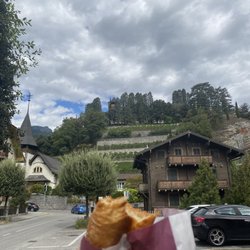 Zenhäusern, Les Acacias - Croissants there certainly have a view.