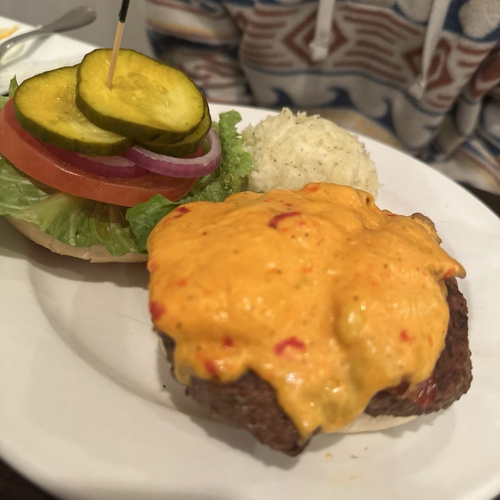 Montero's - El Hefe Burger - New American Near Me - Elizabeth City, North Carolina Montero's - El Hefe Burger - New American Near Me - Elizabeth City, North Carolina