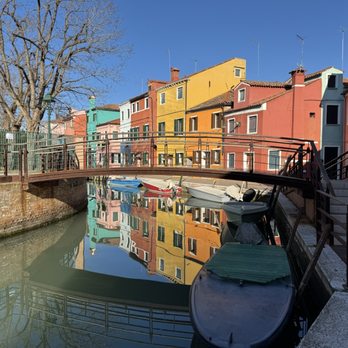 Isola di Burano - Landmarks & Historical Buildings Near Me - Venezia, VE Isola di Burano - Landmarks & Historical Buildings Near Me - Venezia, VE