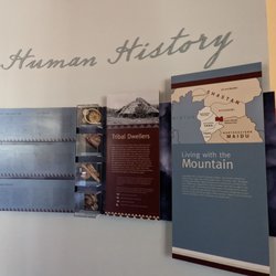 Kohm Yah-mah-nee Visitor Center