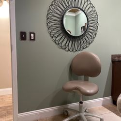 Ledis Dental: Evan H Ledis, DDS - dentist chair.