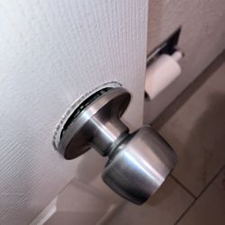 Super 8 by Wyndham Corning - Bathroom door