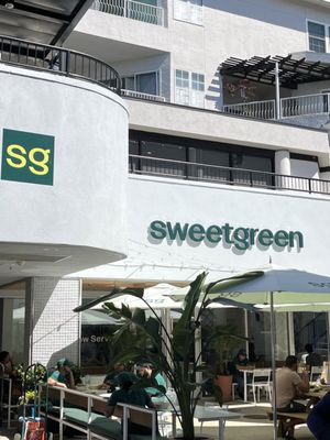 sweetgreen by null