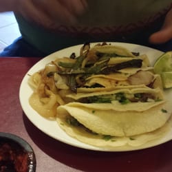 La Patria Mariscos & Grill Restaurant - Tacos
