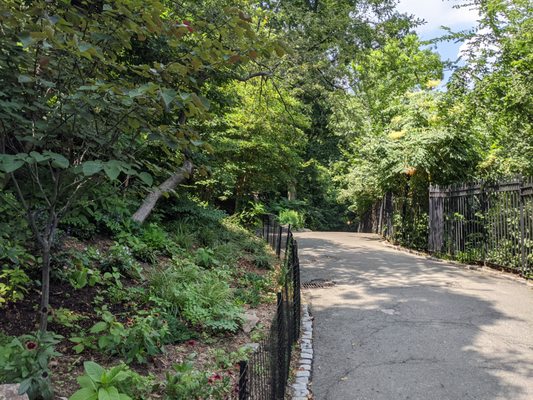 Fort Tryon Park by null