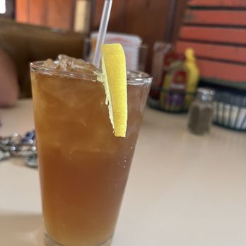 Breens Cafe - Deep eddies iced tea vodka with lemonade - Cafes Near Me - Worcester, Massachusetts