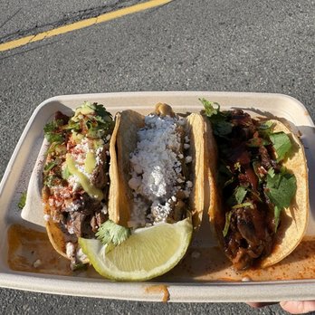La Valentina - Food Trucks Near Me - North Vancouver, British Columbia La Valentina - Food Trucks Near Me - North Vancouver, British Columbia