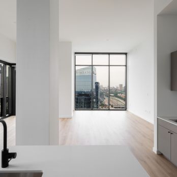 Emmi Midtown - Penthouse Apartment - Apartments Near Me - Atlanta, Georgia Emmi Midtown - Penthouse Apartment - Apartments Near Me - Atlanta, Georgia