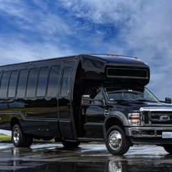 Seattle Wine Tours - 25-32 Passenger Executive Mini-Coach