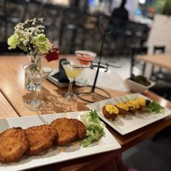 Miss Toya’s Creole House - Fried green tomatoes (ask for more sauce but the tomatoes are CRISP!) and deep fried deviled eggs (because why not?!???)! 10/10
