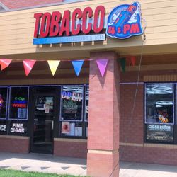 4PM Tobacco - Front of the store