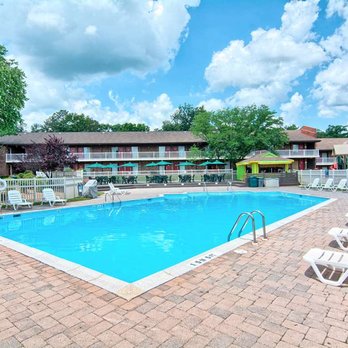 Motel 6 - Doswell - pool - Hotels Near Me - Doswell, Virginia Motel 6 - Doswell - pool - Hotels Near Me - Doswell, Virginia