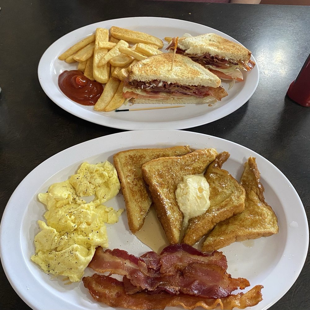 The House Cafe - BLT / French toast, scrambled with bacon. Hot fresh coffee all around. - Cafes Near Me - Richardson, Texas The House Cafe - BLT / French toast, scrambled with bacon. Hot fresh coffee all around. - Cafes Near Me - Richardson, Texas