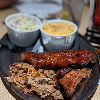 TheSmoke - (",) - Barbeque Near Me - Collingwood, Ontario