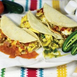 Sazon Latino Taqueria y Pupuseria