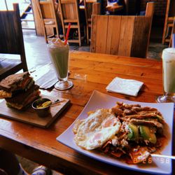 Lola Sabor y Café - Food
