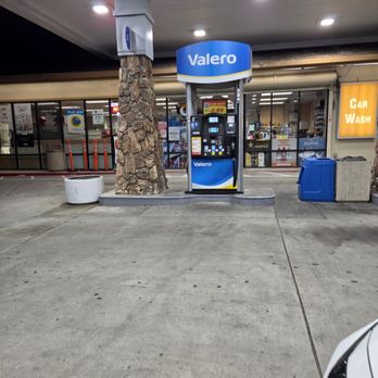 Valero - Valero gas pump - Gas Stations Near Me - Fremont, California Valero - Valero gas pump - Gas Stations Near Me - Fremont, California