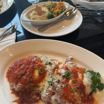 Carpaccio - Italian Near Me - East Rutherford, New Jersey
