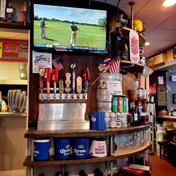 Johnny Brusco's New York Style Pizza - April 2021: Bar - Pizza Near Me - Trinity, Florida Johnny Brusco's New York Style Pizza - April 2021: Bar - Pizza Near Me - Trinity, Florida