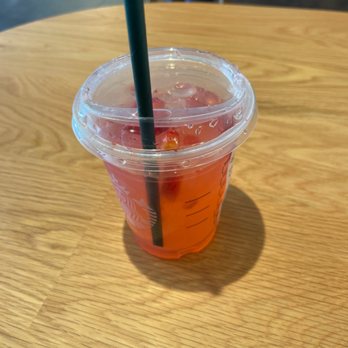 Starbucks - Strawberry acai refresher with lemonade. Tasty - Coffee & Tea Near Me - Emeryville, California Starbucks - Strawberry acai refresher with lemonade. Tasty - Coffee & Tea Near Me - Emeryville, California