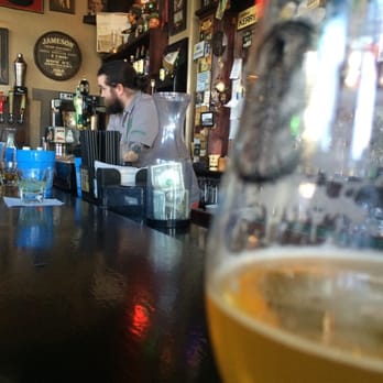 Arnie's Bar - This guy Sean is an awesome bar tender! Always fast service no matter how busy Arnies is. Recommend coming to this place any day - Pubs Near Me - Tulsa, Oklahoma