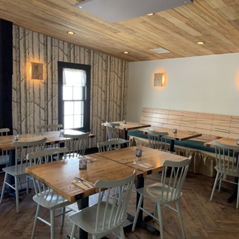 River and Woods - Inside dining - New American Near Me - Boulder, Colorado