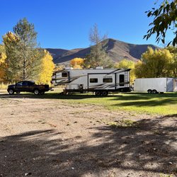 Como Springs Resort - Spacious camp