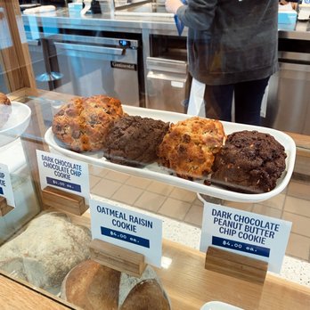 Levain Bakery - Upper East Side, NYC - Bakeries Near Me - New York, New York