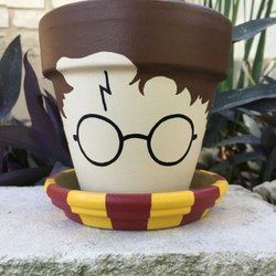 Bisque Barn Pottery Paint Studio - Harry Pottery Paint Nights