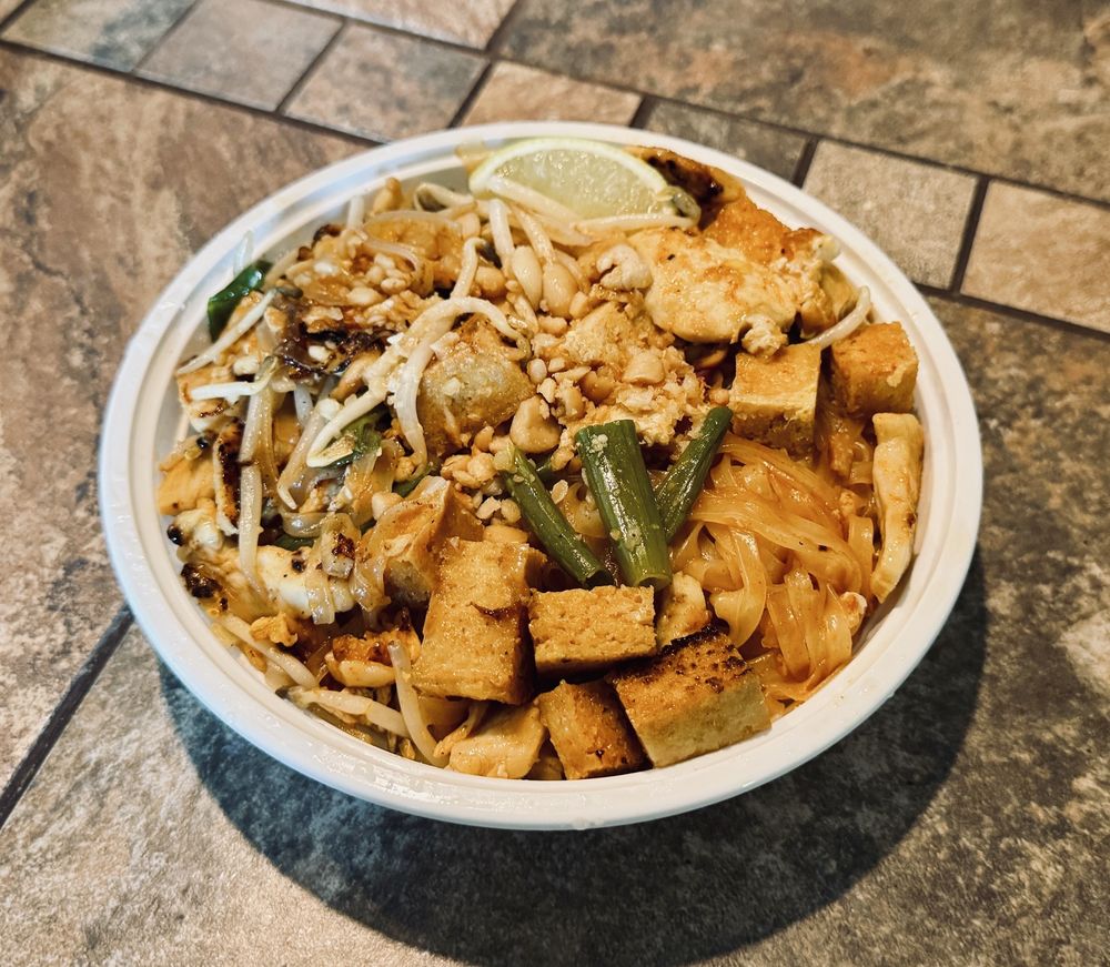 Rice & Shine Asian Kitchen Logo